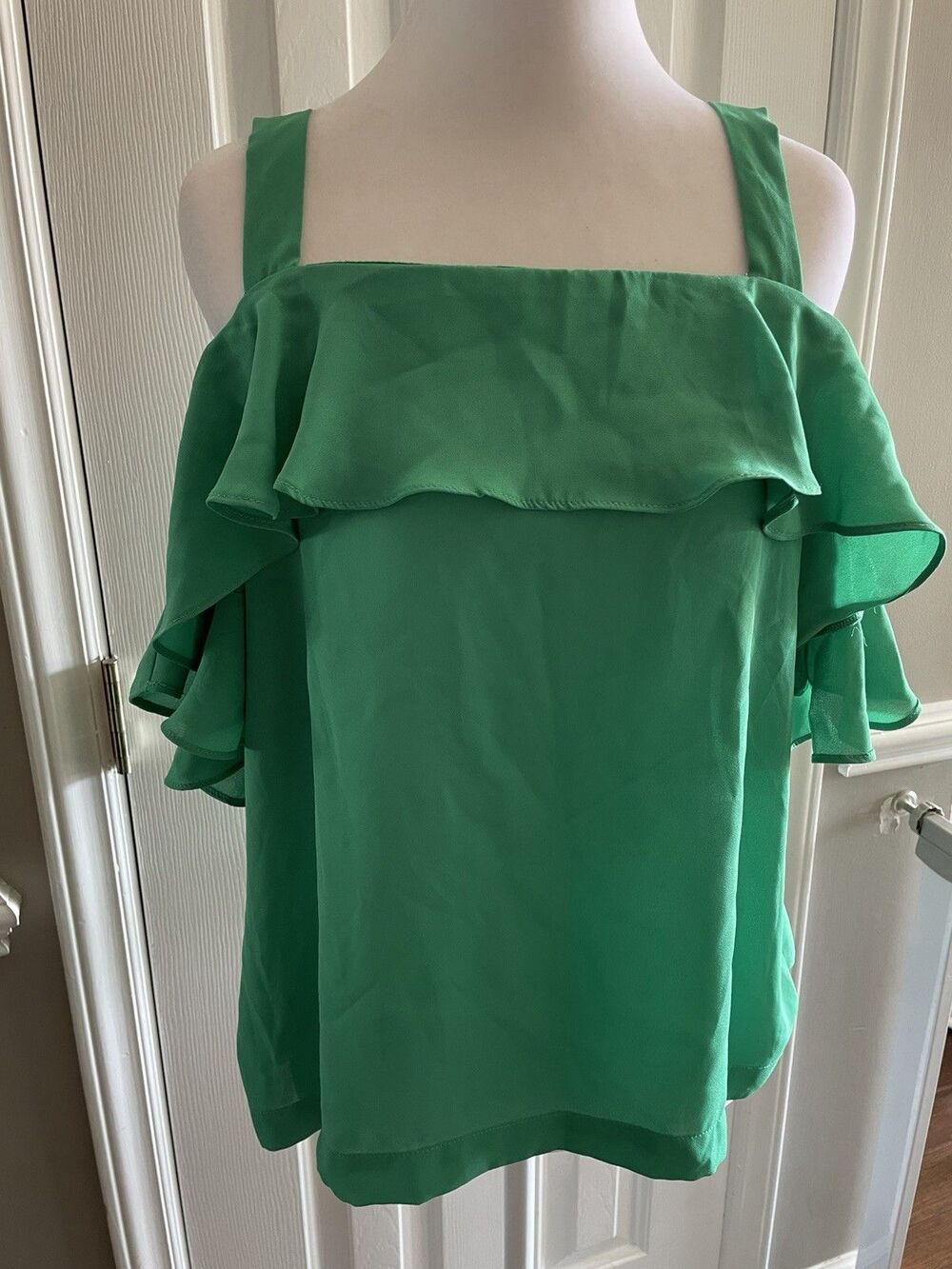 J Crew Women's NWOT Cold Shoulder Ruffle Tank Top Green Ruffle Sleeve Sz 6